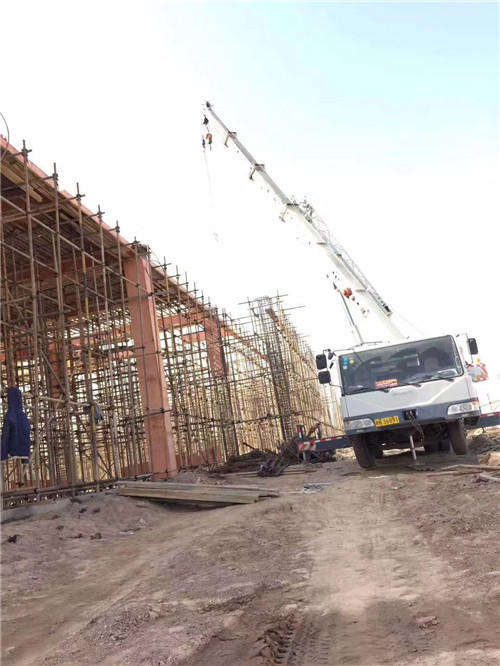 米东区吊车作业的安全注意事项有哪些？